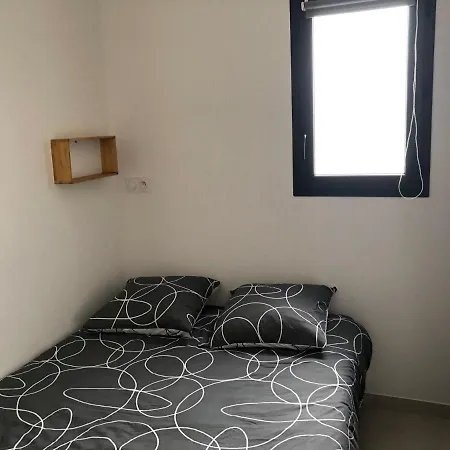 Avec Spa-avril A Sept-camargue 4 Personnes Apartamento