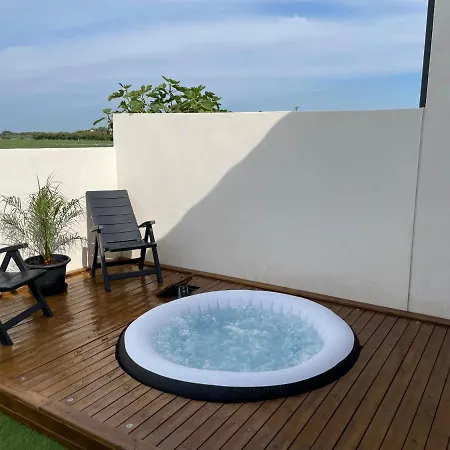 Avec Spa-avril A Sept-camargue 4 Personnes Apartamento Saint-Laurent-dʼAigouze