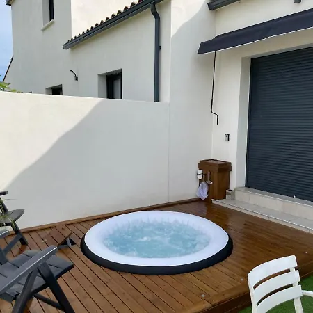 Avec Spa-avril A Sept-camargue 4 Personnes
